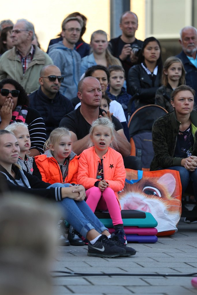 Schoolplein Festival B 103.jpg